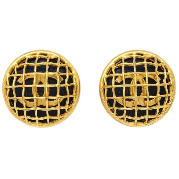 Chanel Button Earrings Clip-On Gold - Picture 1 of 5